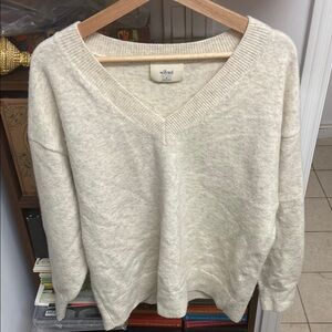 Wilfred V-Neck Sweater in Soft Cream